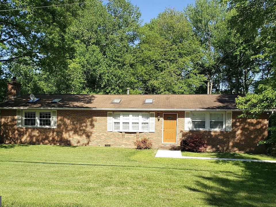 1st image of 5715 Pindell Rd