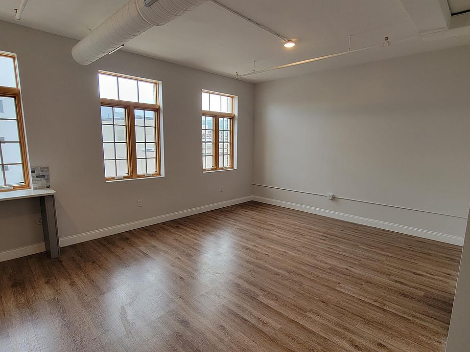 1st image of 159 Washington St #11067262