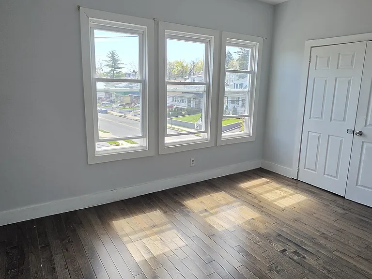 432 Stuyvesant Ave #3 — Photo 7