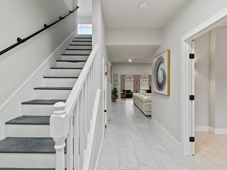 2831 Whisper View St — Photo 8