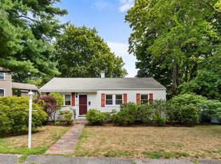 25 Mountain Rd, Waltham, MA 02451