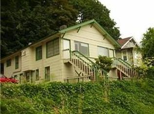 4017 17th Ave SW, Seattle, WA 98106
