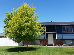 3277 S Bluff Dr, Syracuse, UT 84075