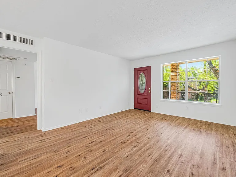 3224 Timmons Ln #128 — Photo 3