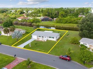 1535 Medford Pl, Lehigh Acres, FL 33936