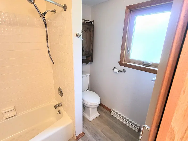 689 Deborah Dr — Photo 9