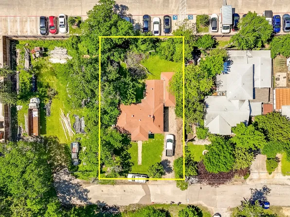 6911 Mohawk Dr, Dallas, TX 75235