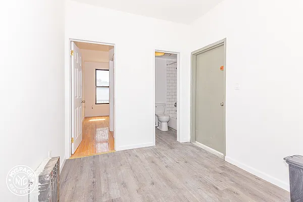Rented by MySpaceNYC | media 14