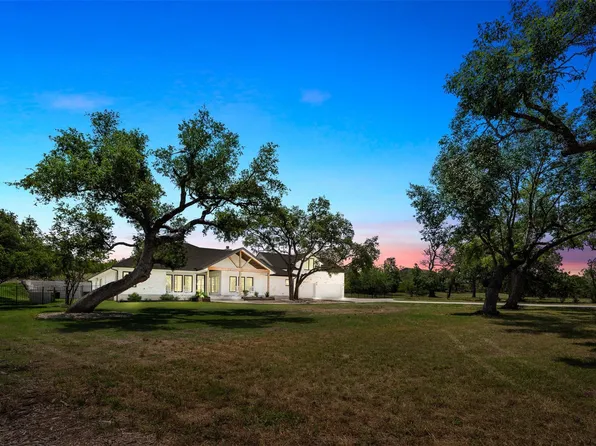 717 E Creek Dr, Dripping Springs, TX 78620
