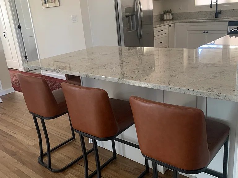 36 Raymond Dr — Photo 3