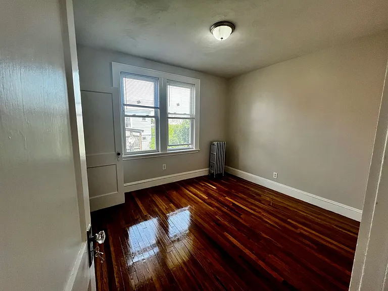 169 Campbell Ave #3 — Photo 6