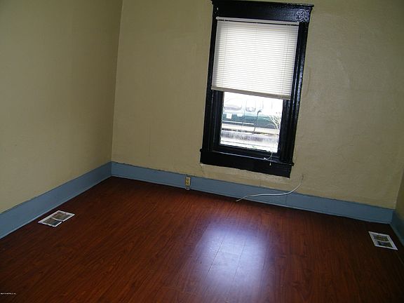 4th image of 1724 Whitner St