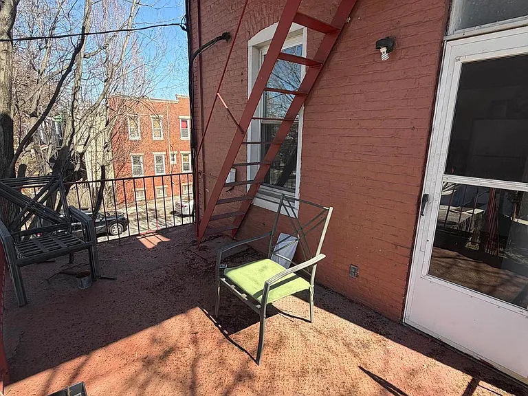 2752 Maryland Ave #2 — Photo 14