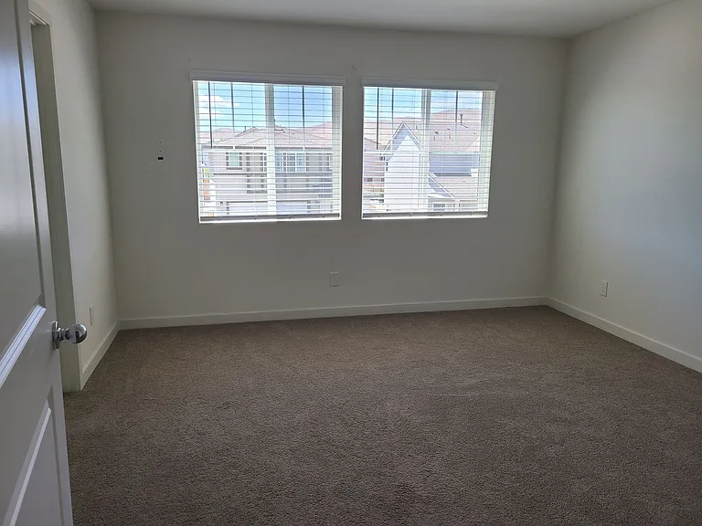 8833 Portia Dr — Photo 9