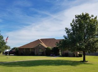 31 NW Pecan Valley Dr, Lawton, OK 73505