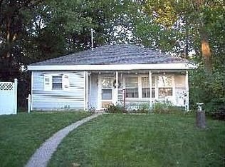 1350 Burlington Dr, Hickory Corners, MI 49060