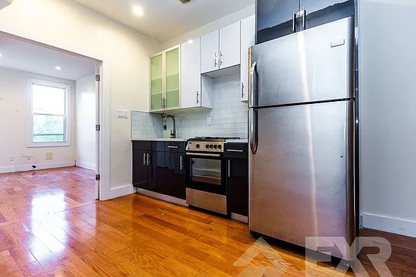 Rented by EXR | media 1