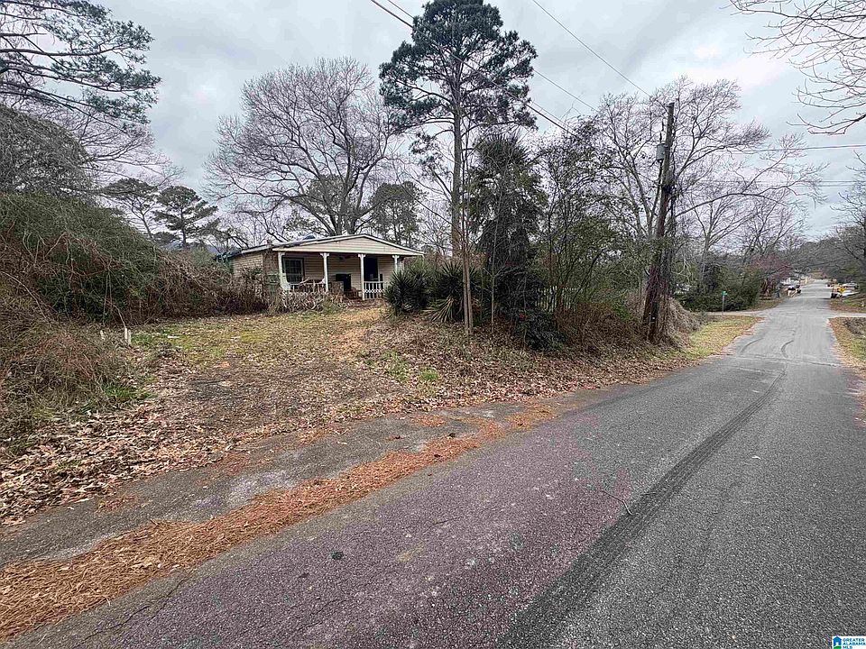 1st image of 1106 S Christine Ave