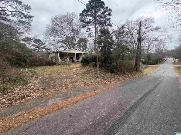 1106 S Christine Ave, Anniston, AL 36207