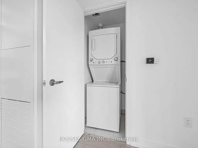 4010 Eglinton Ave W #607 — Photo 18