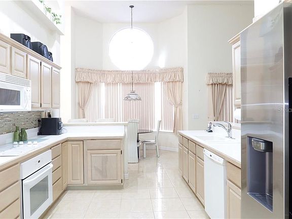 3rd image of 1101 Zachary Way