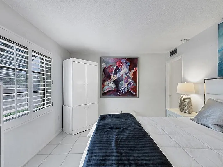 4660 Ocean Blvd #N1 — Photo 24