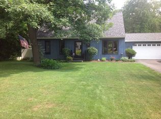 1018 Wtry Rd, Niskayuna, NY 12309