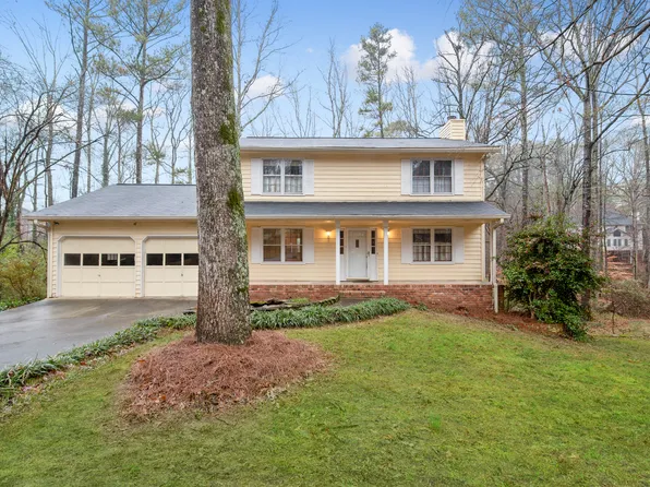 1695 Pitty Pat Ct, Lilburn, GA 30047