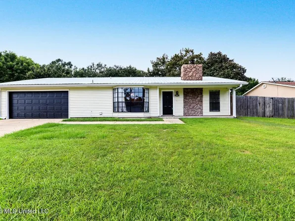1337 Diller Rd, Ocean Springs, MS 39564