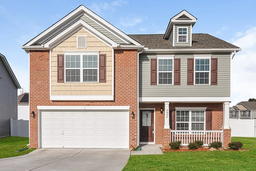 4 bed, 2.5 bath, 2229 sqft, $2,210 — Photo 1