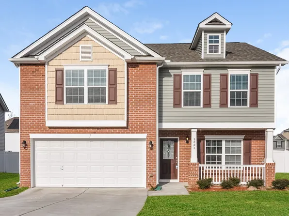 5004 Bee Balm Ct, Zebulon, NC 27597