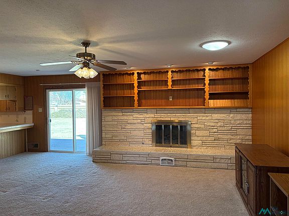 2nd image of 1005 Mullis St