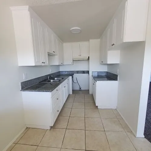 545 E Rue Royale St Photo 1