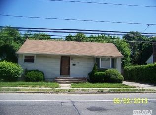3346 Great Neck Rd, Amityville, NY 11701