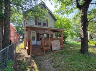 1032 SW Buchanan St, Topeka, KS 66604