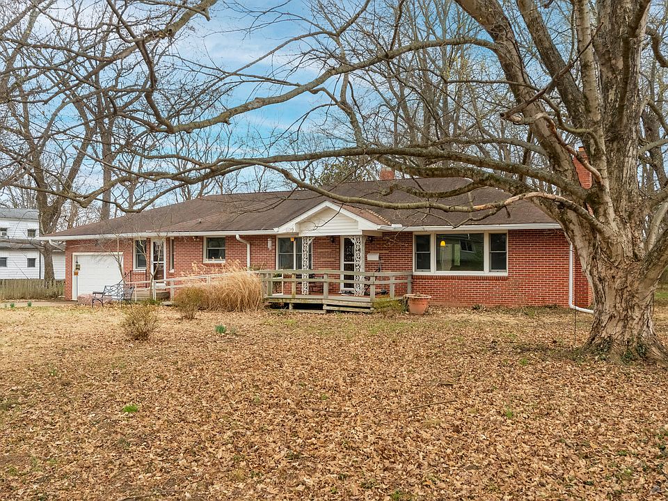 1st image of 1109 W Hill Ave