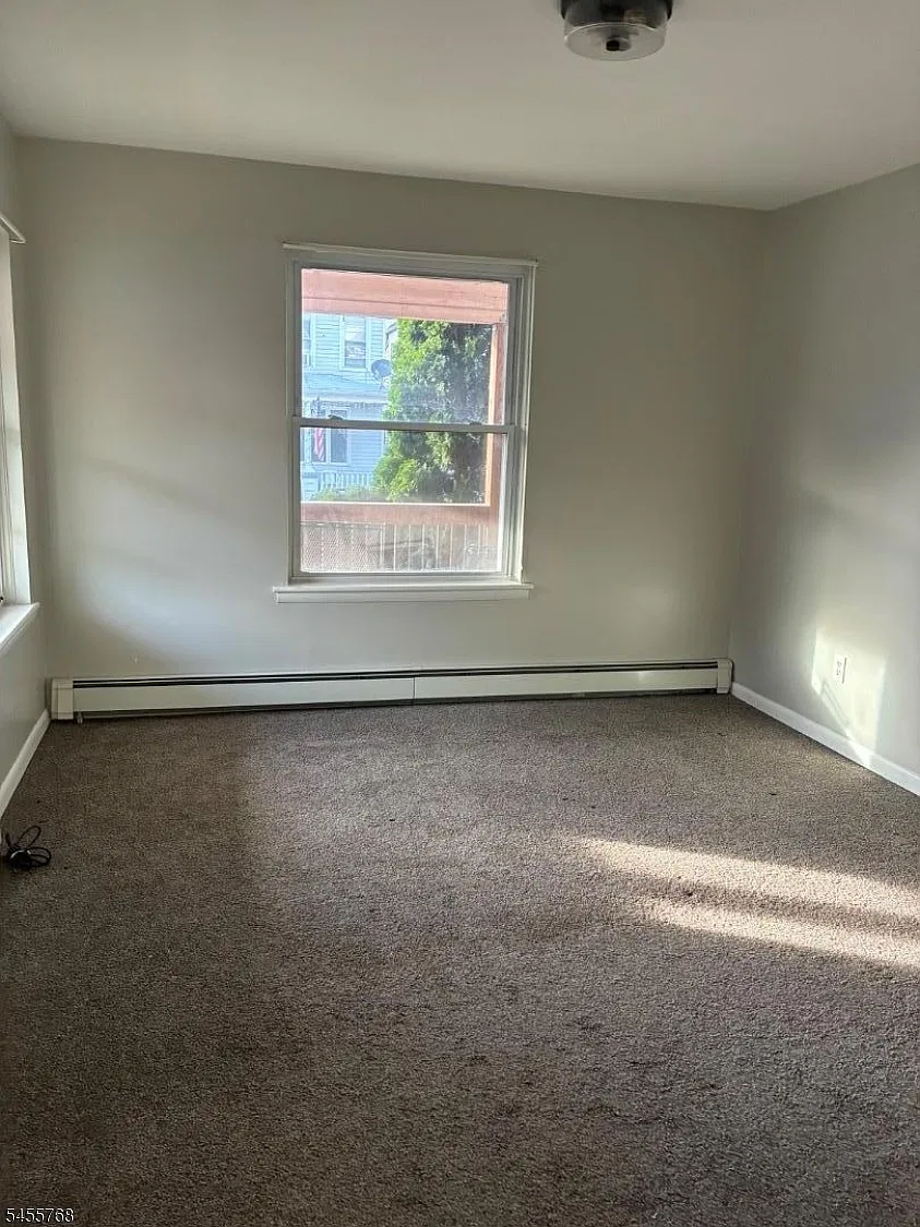 2 bed, 1.0 bath, $1,750 — Photo 4