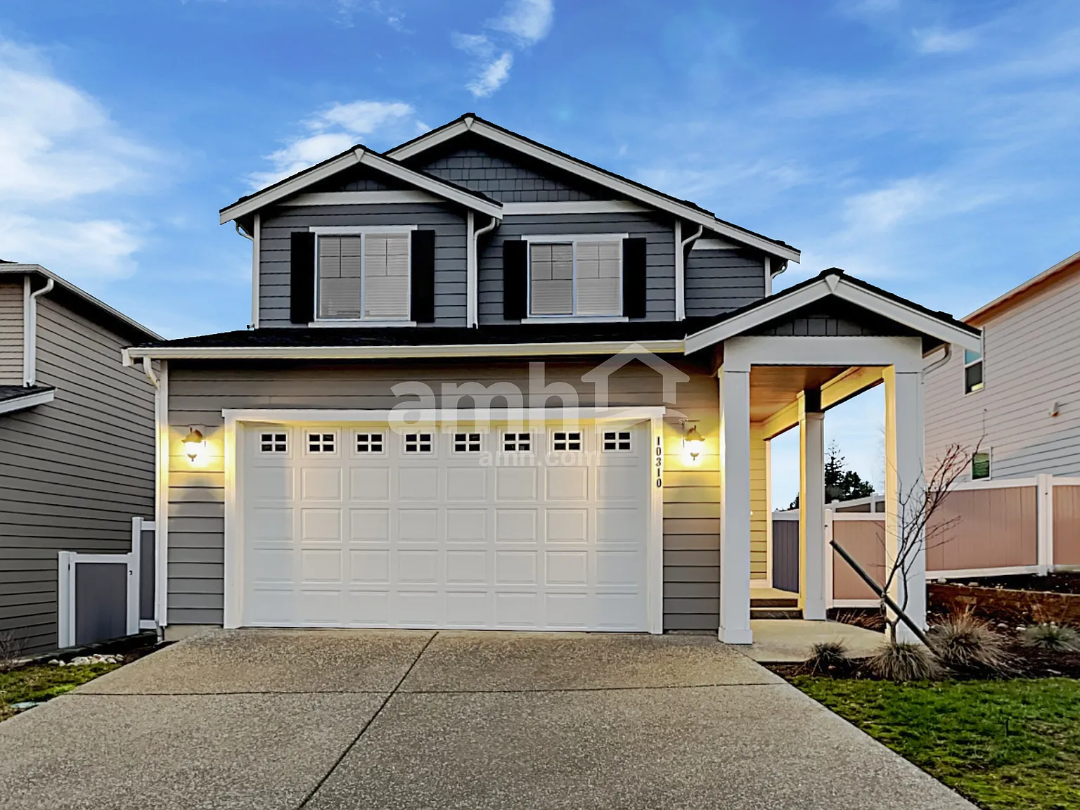 4 bed, 2.5 bath, 1931 sqft, $3,560 — Photo 1
