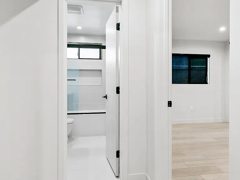3750 S Canfield Ave #3 — Photo 8