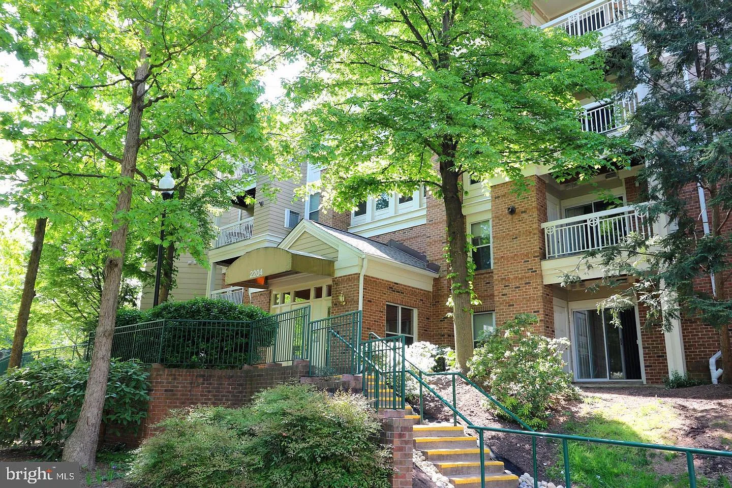 Worldgate Condo — Photo 1