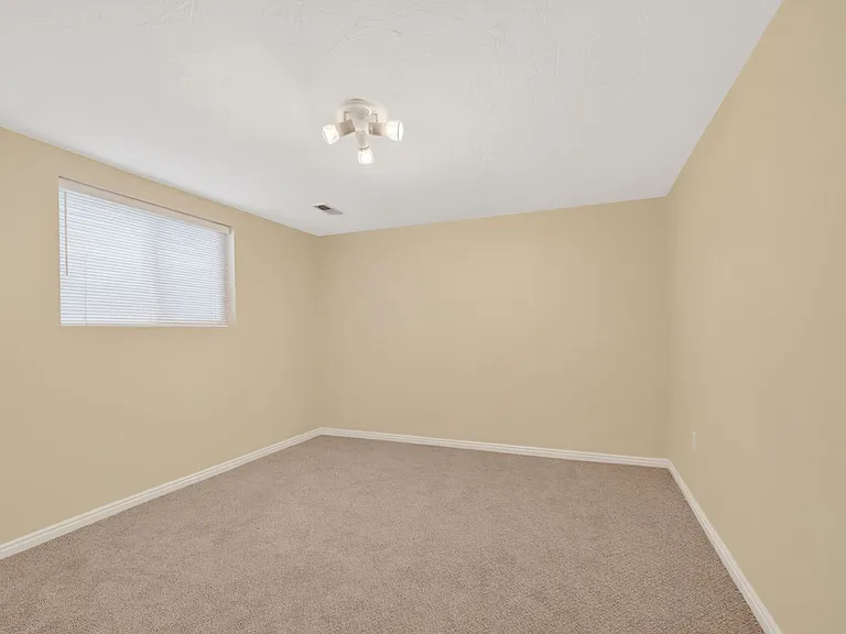 1788 E Tramway Dr — Photo 13