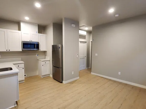 2506A NE 53rd St, Vancouver, WA 98663