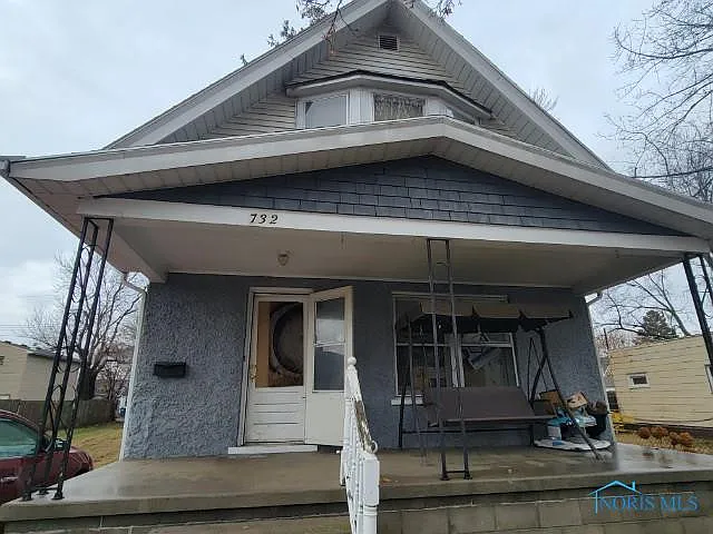 732 Valleywood Dr photo 1