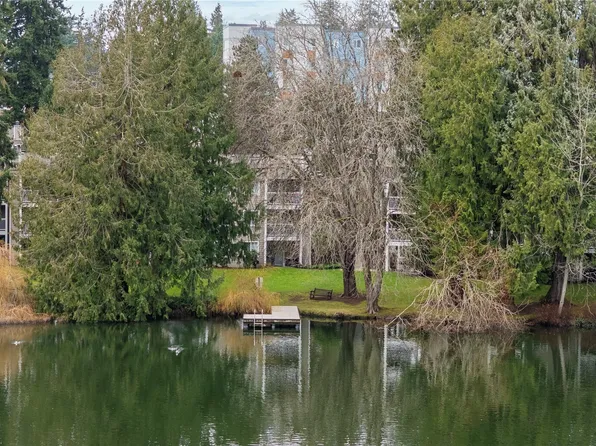 1144 N 198th Street #E304, Shoreline, WA 98133