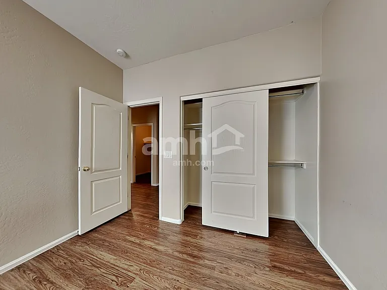 10338 W Wood St — Photo 15