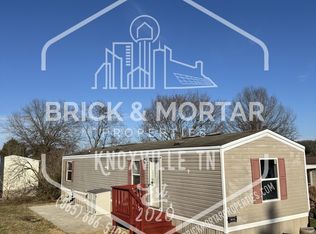 3616 Somerset Ln, Louisville, TN 37777