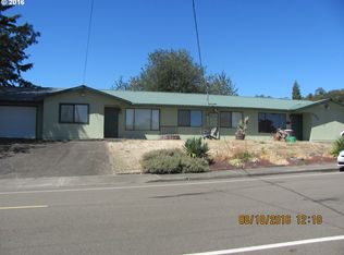 290 NW Glenhart Ave, Winston, OR 97496