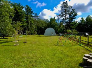 W Tennant Rd, Manistique, MI 49854