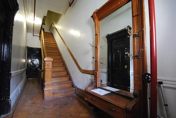 Rented by Bohemia Realty Group | media 20