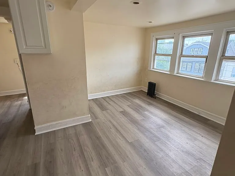 184 Columbia Ave #1 — Photo 5